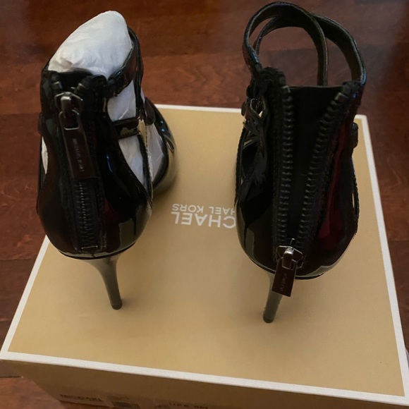 MICHAEL - Michael Kors, KATIA pump - Picture 4 of 5